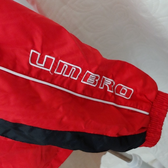 Umbro jacket red youth large - Picture 5 of 13